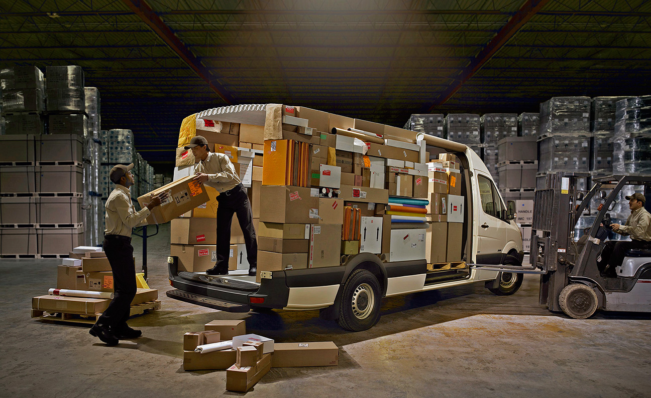 Merecedes Benz Parcel Delivery